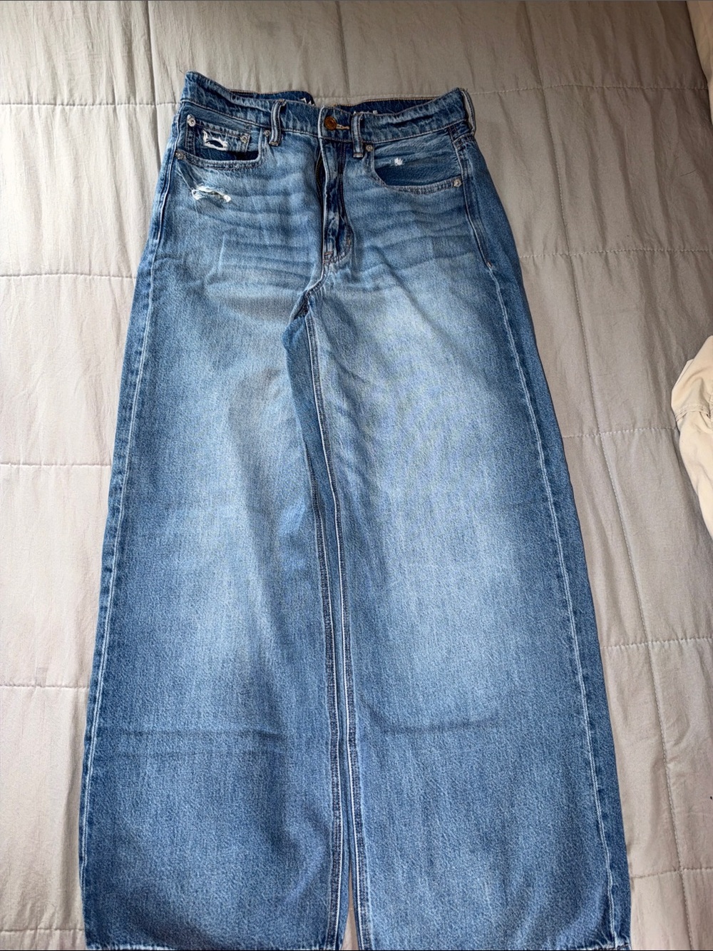 American eagle High-Waist Light Wash Wide Leg Women's Jeans